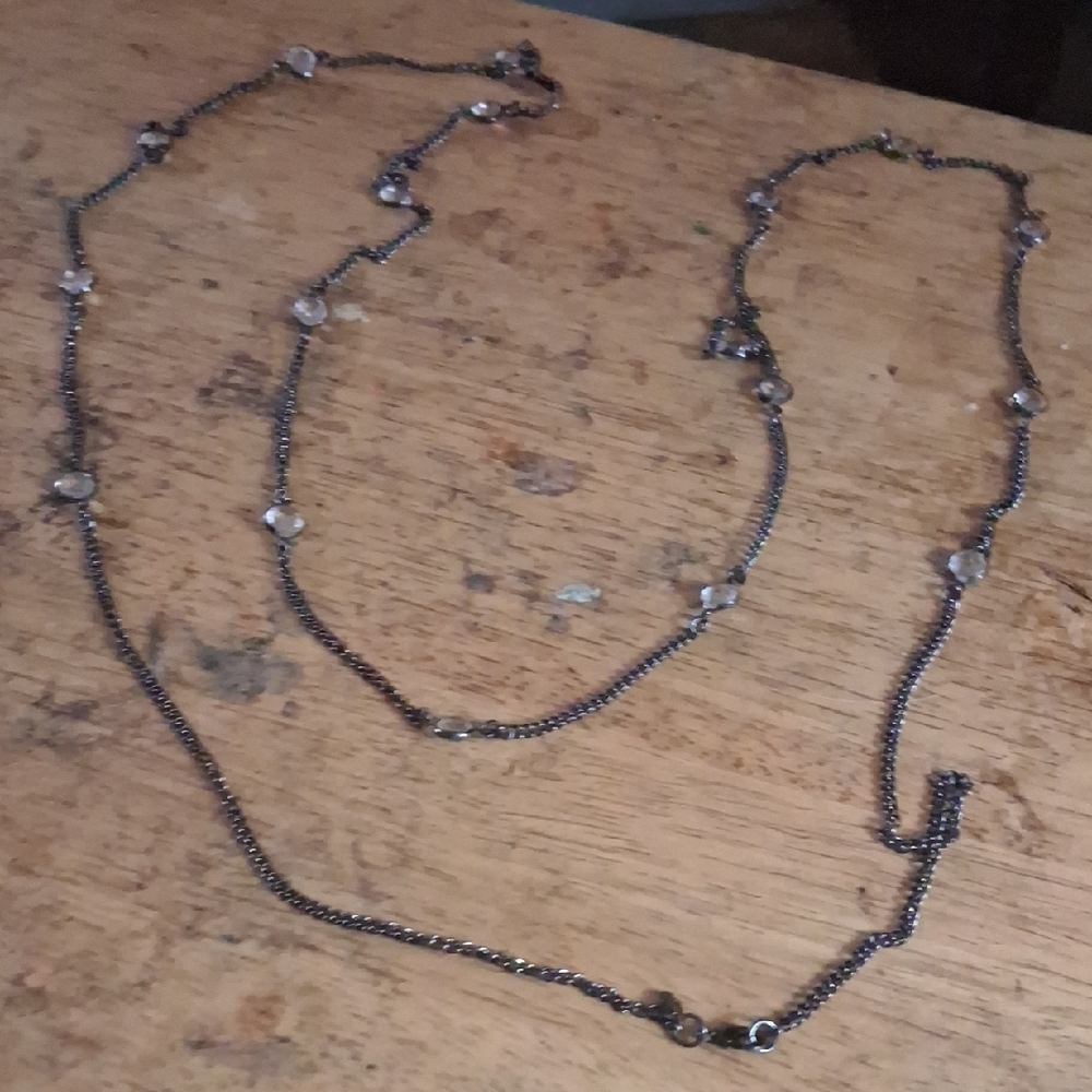 Elegant Silver Necklace with Crystal Accents